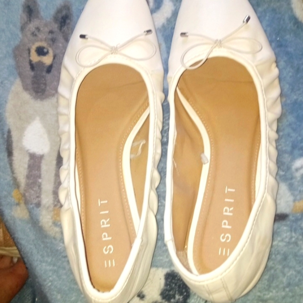 Esprit slip ons
